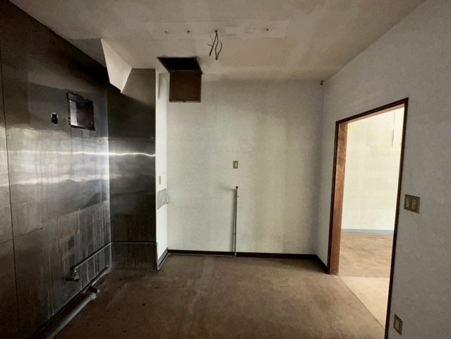 中央5丁目　貸店舗の内装