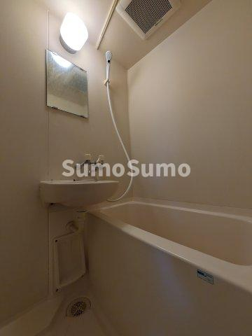 パークサイドビルの浴室