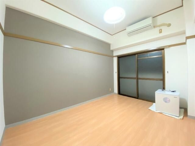 モンシェール尾久の居間・リビング