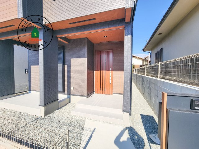 福岡市東区青葉6丁目第2-2棟（2号棟）の外観：施工例|おでかけの時も帰った時も、「我が家」を最初に感じでもらえる素敵な空間に。