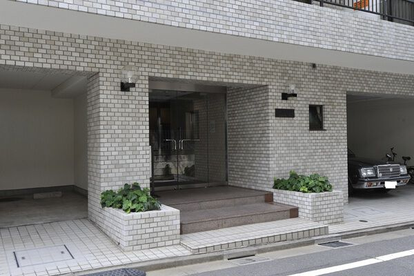 シェトワ代々木のエントランス|シェトワ代々木：「参宮橋」駅徒歩６分！