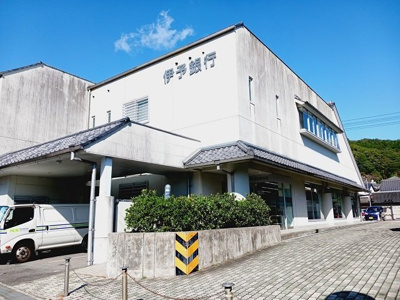 【周辺】 | パストラーレ | 伊予銀行卯之町支店様まで750m