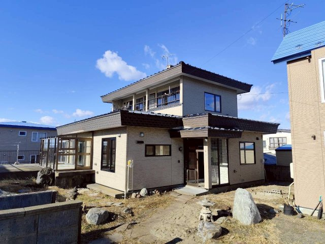 春採2-5-23借家の外観