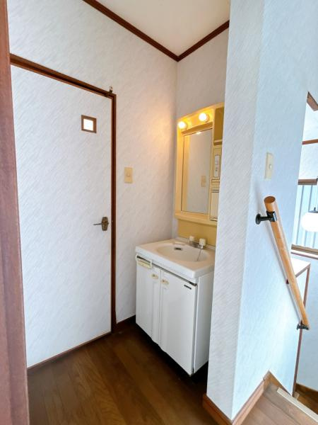 【独立洗面台】