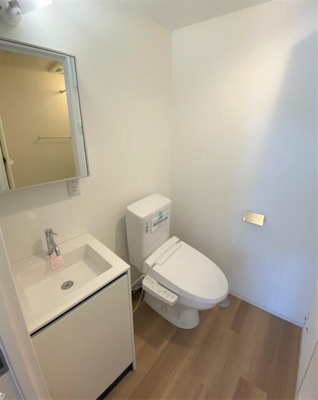 【トイレ】 | シェレーヴオオツカ