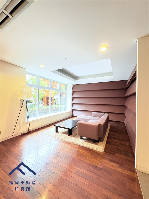 パークホームズ警固本通りのエントランス