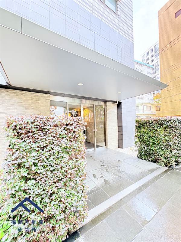 パークホームズ警固本通りのエントランス