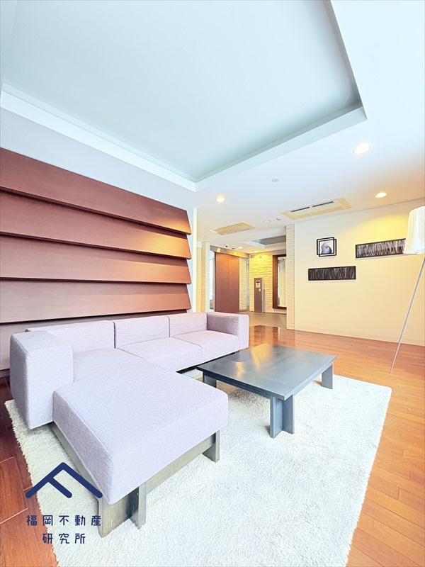 パークホームズ警固本通りの駐車場