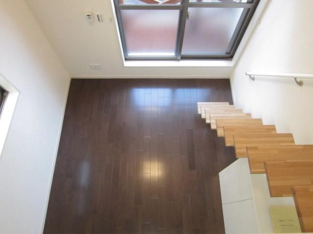 府中市多磨町１丁目のアパートの内装