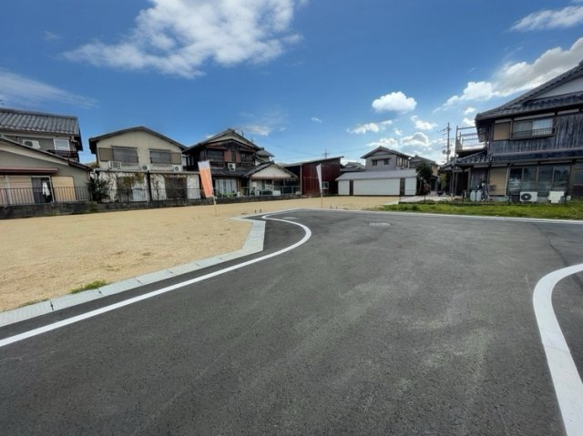 COLORSグリーンヒル　大津市本堅田2丁目　4区画の前面道路含む現地写真|30.31号地