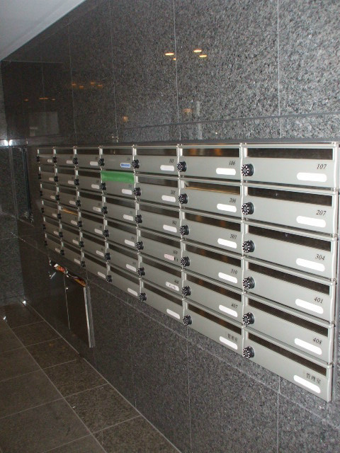 ルーブル高円寺参番館の外観