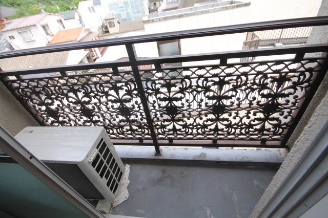 【バルコニー】