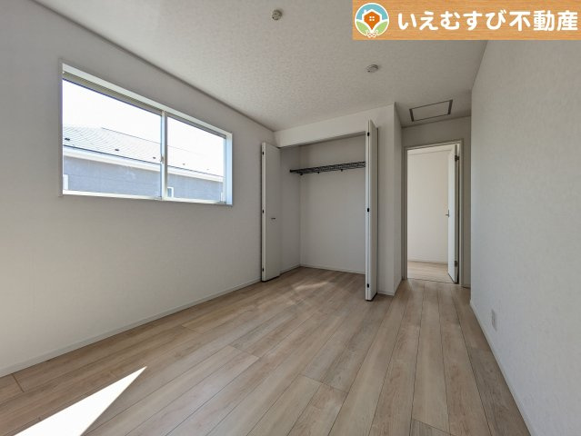 Cradle garden　熊谷市石原第7の洋室