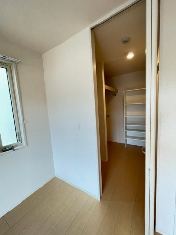 トネリコテラス 2の収納|ウォークインクローゼット