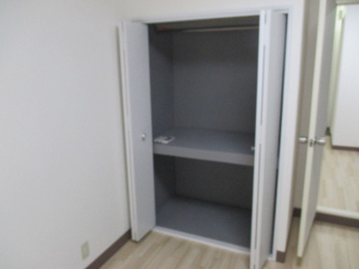 【収納】 | センチュリー新大阪 | 大きなスペースがあり、収納には困りません