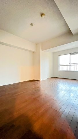 ベルヴェデールイトーピア武庫川の寝室|洋室