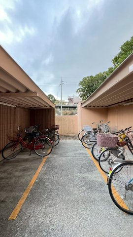 ベルヴェデールイトーピア武庫川の駐輪場|駐輪場