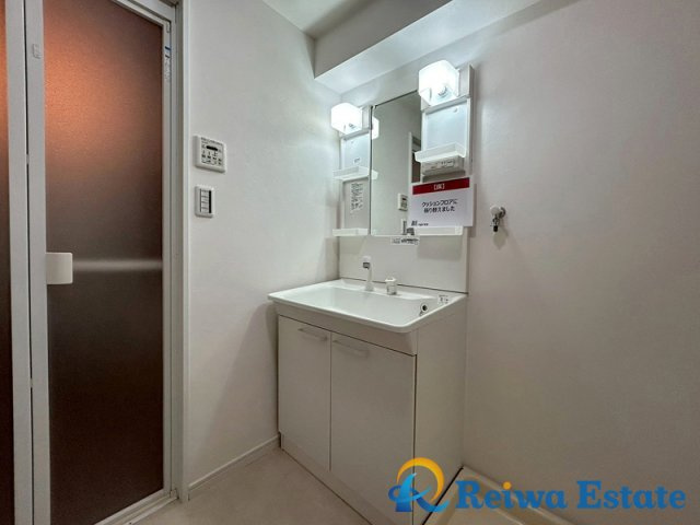 ライオンズマンション辻堂西海岸の独立洗面台