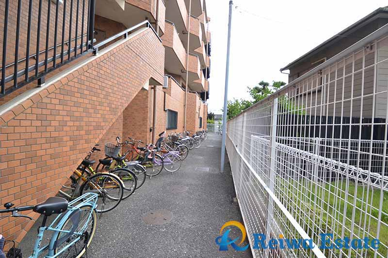 ライオンズマンション辻堂西海岸の駐輪場