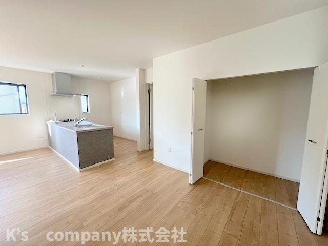 ◎茅ヶ崎市南湖6丁目　新築戸建　1号棟の収納|リビング収納付き◇◇