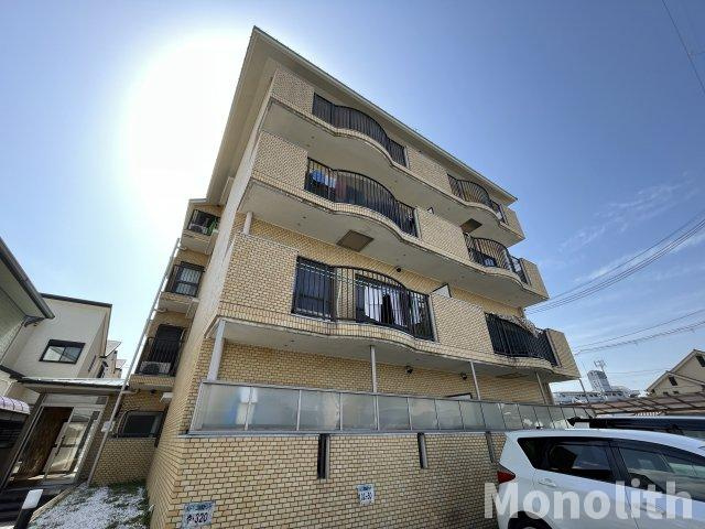 シャトー岸和田の外観