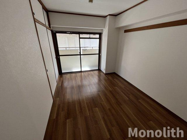 シャトー岸和田の洋室