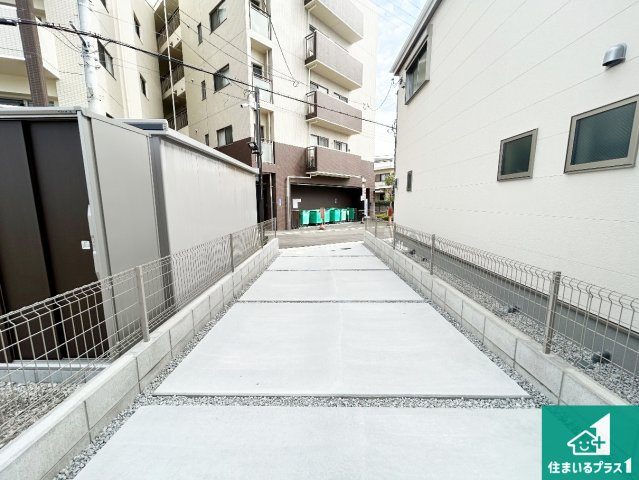 堺市中区深井水池町　新築一戸建ての駐車場|２台分の駐車スペース有り！急な来客でも安心です！