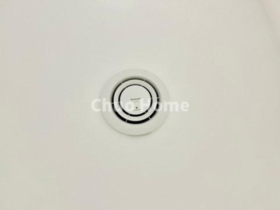 【内装】 | 荒川遊園ビューハイツ | 天井埋込型ナノイー発生機「air-e」設置・部屋の気になるニオイの脱臭や菌・カビの除菌効果が期待できます