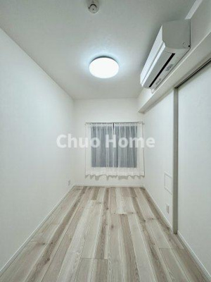 【子供部屋】 | 荒川遊園ビューハイツ | 【子供部屋】お子様を持つ家庭の約6割が「家族や子どものため」に購入を希望。入学後の転校を避け、広い空間でのびのび育てたいなどの親心が、家探しのきっかけになっているようです。