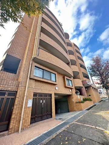 アロンジェビラージュ