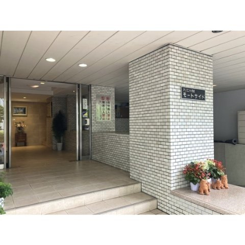 オリエント赤坂モートサイドのエントランス