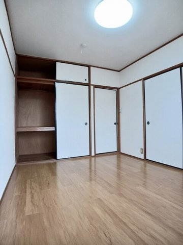 セピアハイツアラキＣの内装