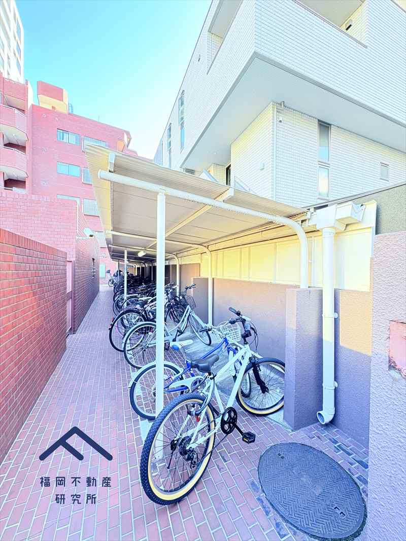 ライオンズマンション赤坂の地図