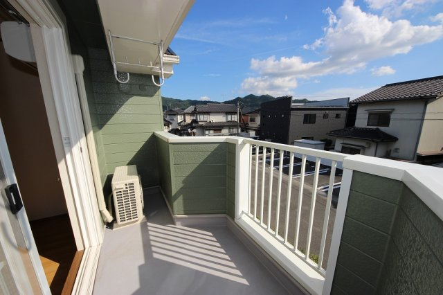 サニープラザ　Ａのバルコニー|外からの目が気にならないバルコニーで洗濯物が干せます