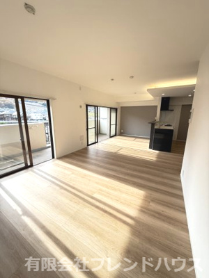 【居間・リビング】 | イーストヒルズ矢野弐番館