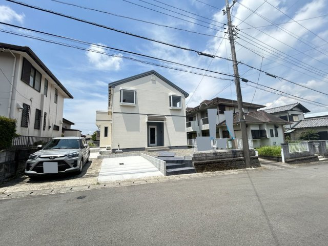 【駐車場】 | 三島市富士見台 中古住宅 XH05918 | 三島市富士見台　駐車スペース　リフォーム後