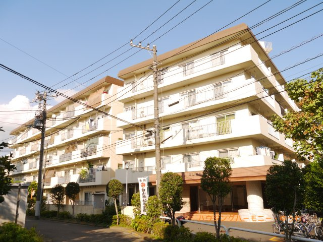 【外観】 | エンゼルハイム王子 | 住む人を映し出す洗練された佇まいは、いつまでも輝き続けながらいつしか街の風景に溶け込んでいきます。