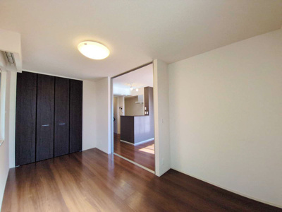 【寝室】 | ラ・ファビュラス