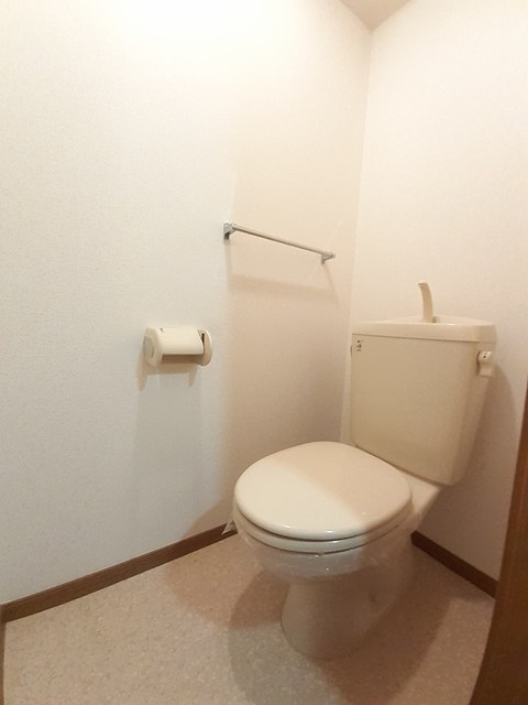 ウッドイン１番館のトイレ