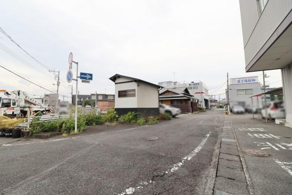 富士市横割５丁目の店舗