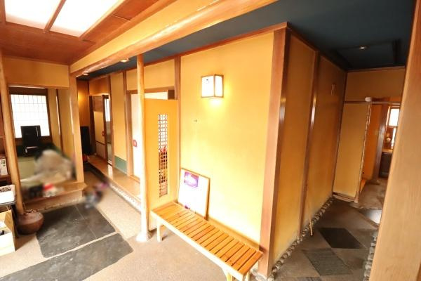 富士市横割５丁目の店舗|入り口付近