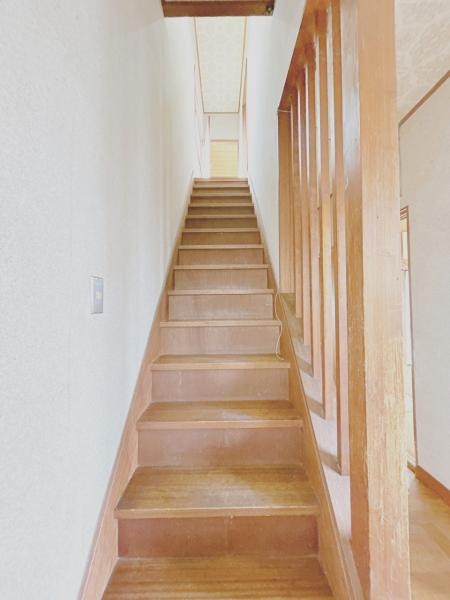 富士市宮島の中古一戸建|【現況販売】階段