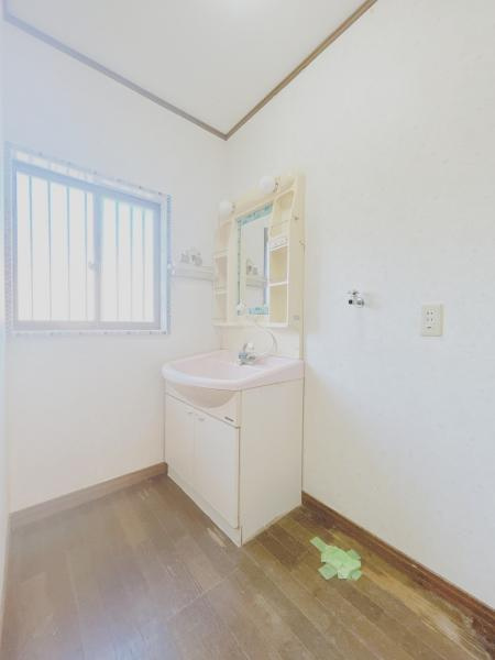 富士宮市安居山の中古一戸建|洗面所