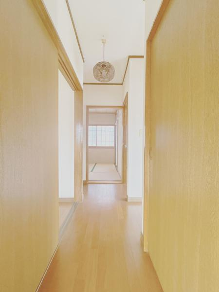 富士宮市安居山の中古一戸建|2階廊下