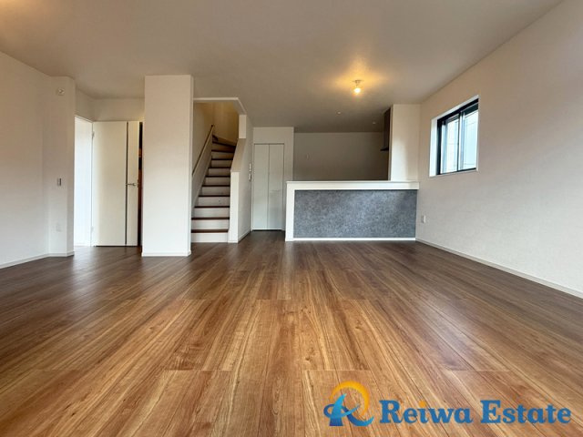 新築戸建　高座郡寒川町中瀬の居間・リビング