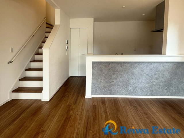 新築戸建　高座郡寒川町中瀬の居間・リビング