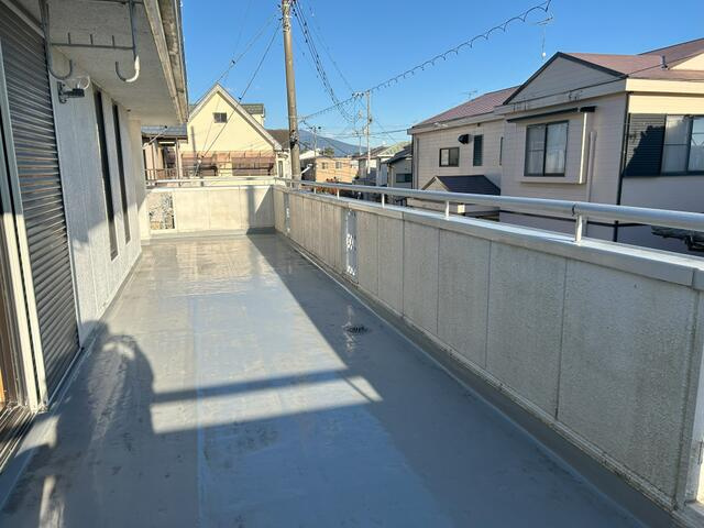 富士市宮下の中古一戸建|広々バルコニー