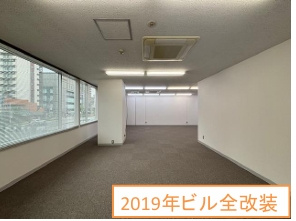 アドーラブル南堀江のロビー