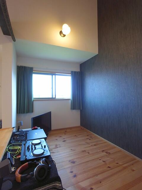 富士市中里の中古一戸建|スキップフロア（３帖）