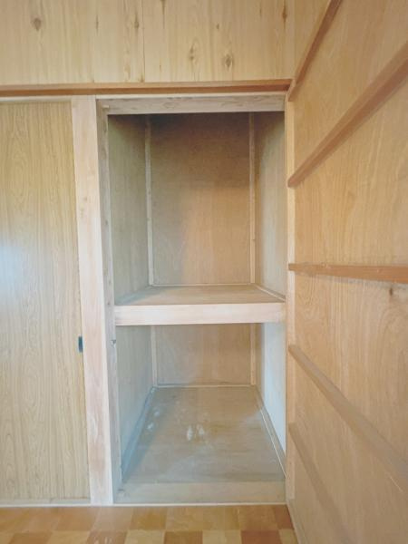 富士市一色の中古一戸建|【現況販売】6帖洋室収納